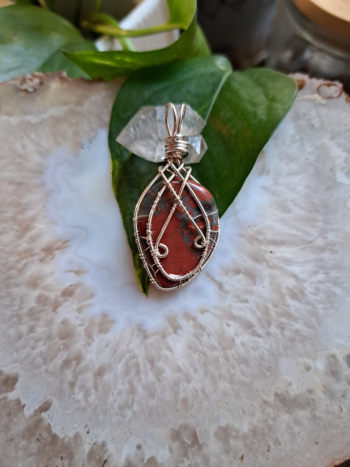 Hammered heart jasper pendant